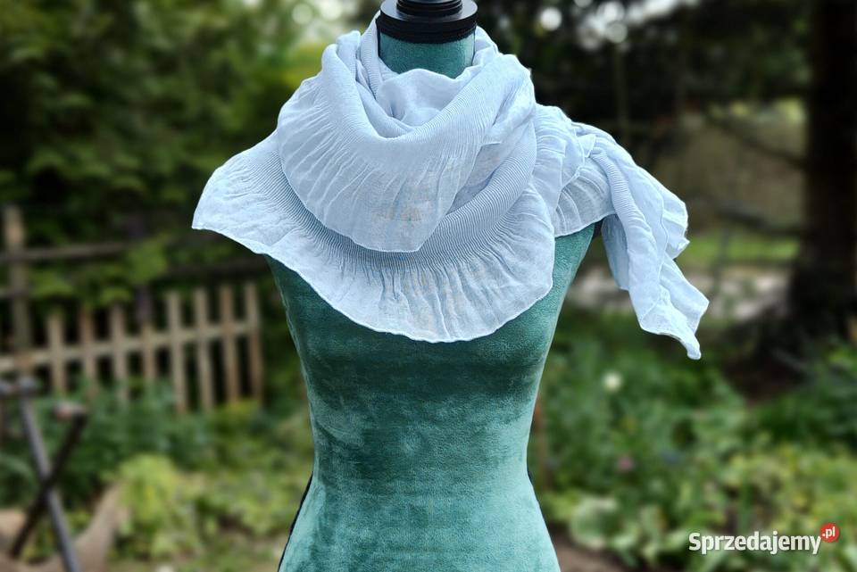 Długi niebieski szal HM błękitny szalik chusta zachodniopomorskie Szczecin sprzedam