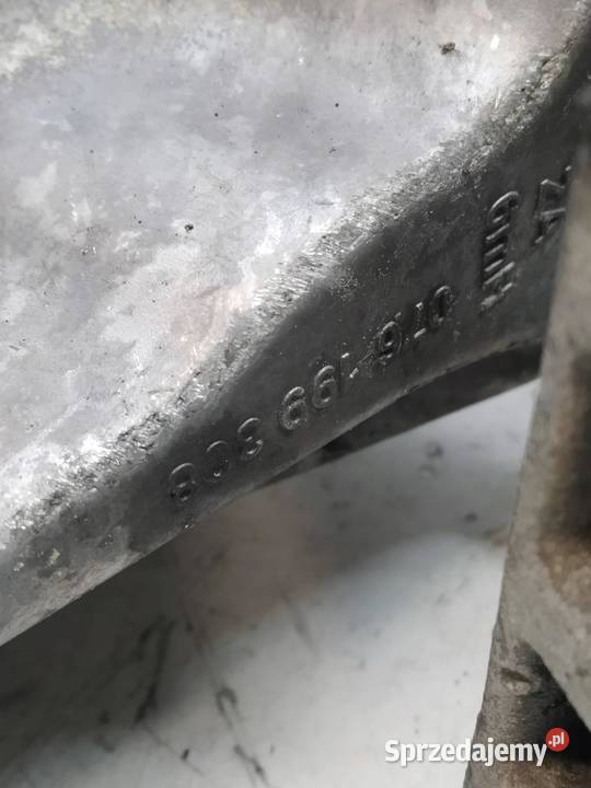 ŁAPA WSPORNIK PODUSZKA SILNIKA 076199308 25 TDI