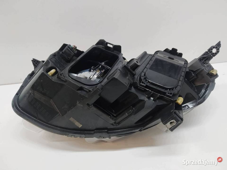 LAMPA PRZÓD PRAWA EUROPA 9808572580 Peugeot