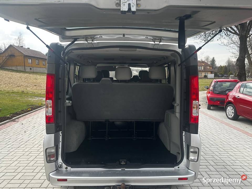 NISSAN PRIMASTAR 9OSOBOWY PIĘKNY BUSIK małopolskie sprzedam