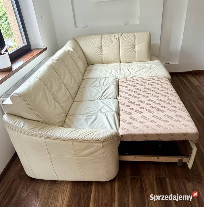 Skórzana narożna sofa z funkcją spania Dobrzykowice