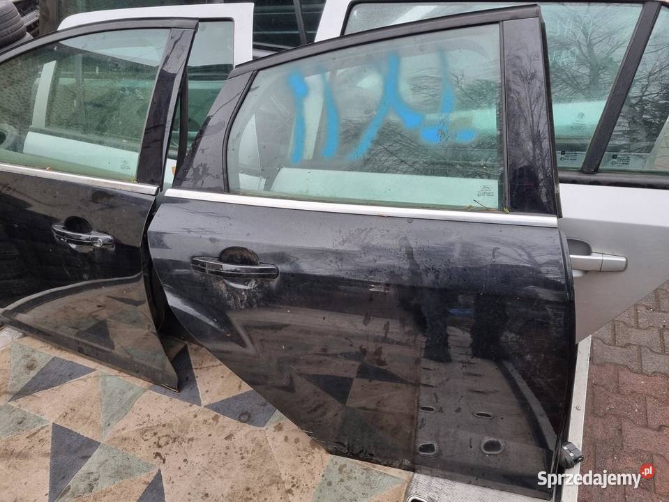 DRZWI PRAWY TYŁ FORD FOCUS MK3 FB KOMPLETNE