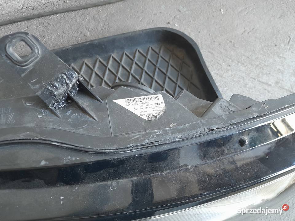 Reflektor prawy audi a6 c7 bixenon skrętny led osobowe