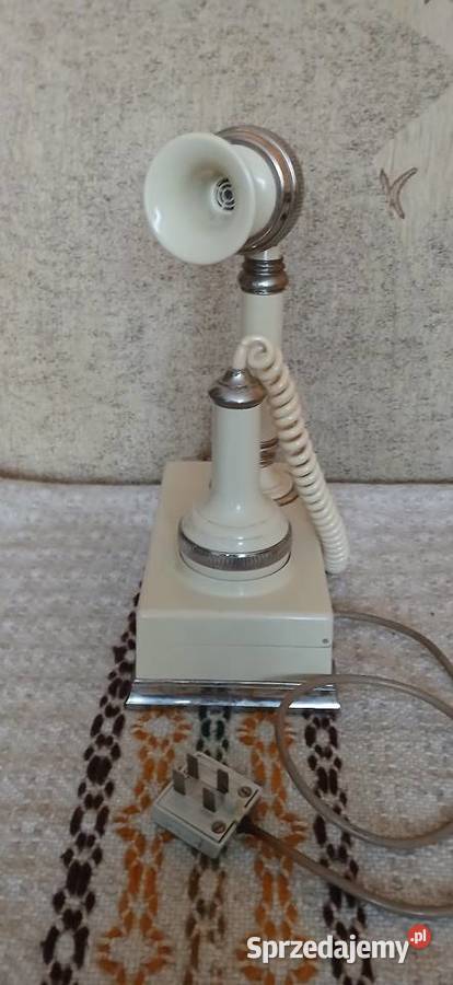 Telefon stacjonarny z czasów PRL Kraków