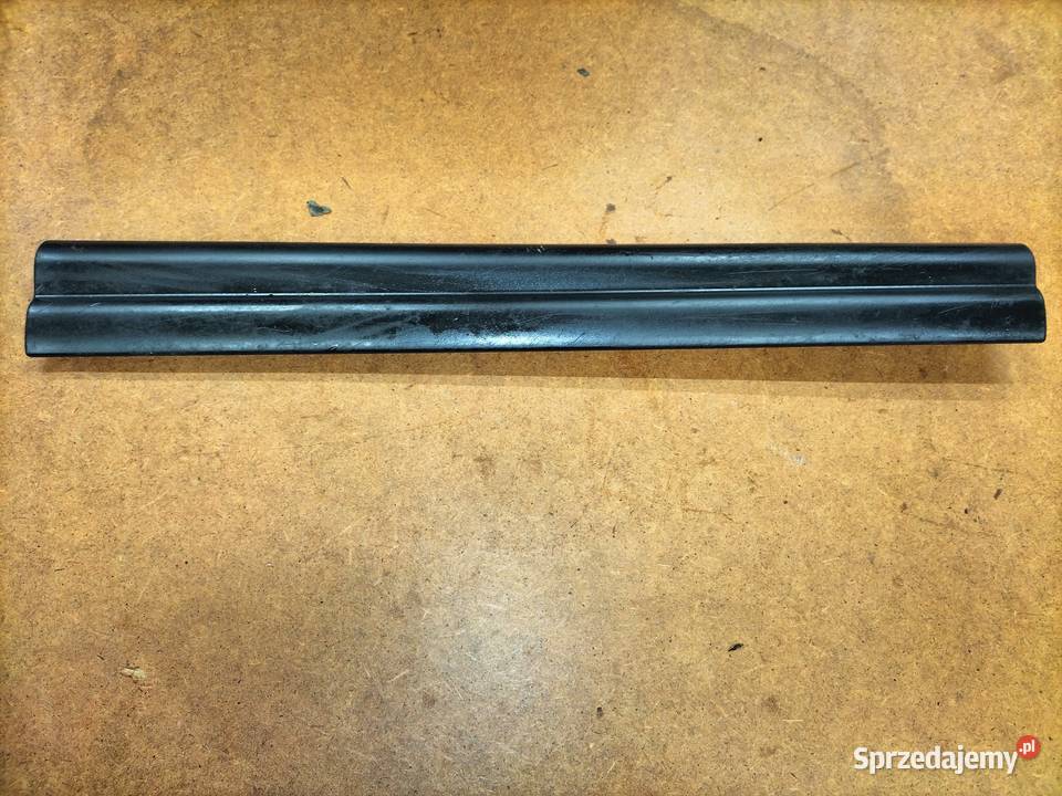 Listwa progu prawy przód BMW E65 E66 śląskie Poręba