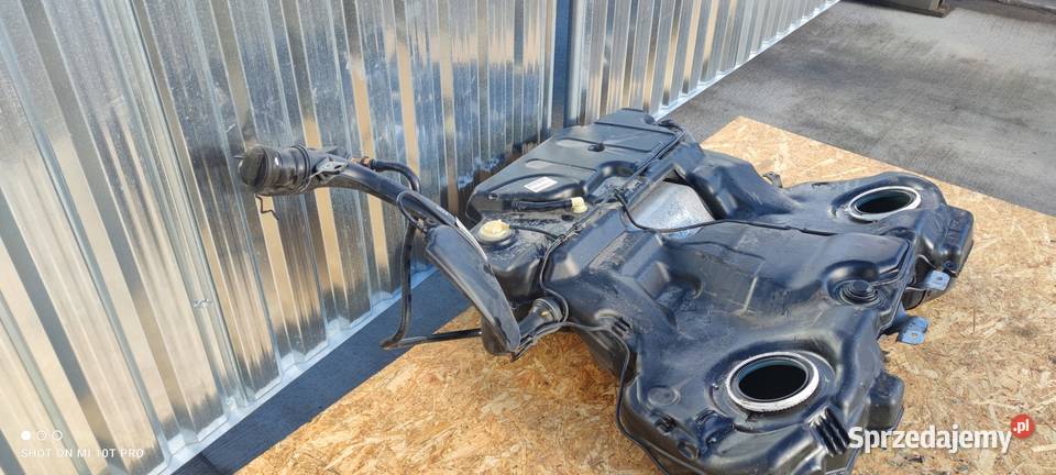 BAK ZBIORNIK PALIWA AUDI A6 C6 30 52 4F0201021FA Zbiorniki Przystajń