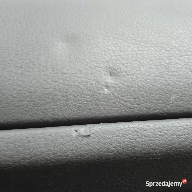 TAPICERKA BOCZEK PRAWY TYŁ TYLNY KOMBI Subaru