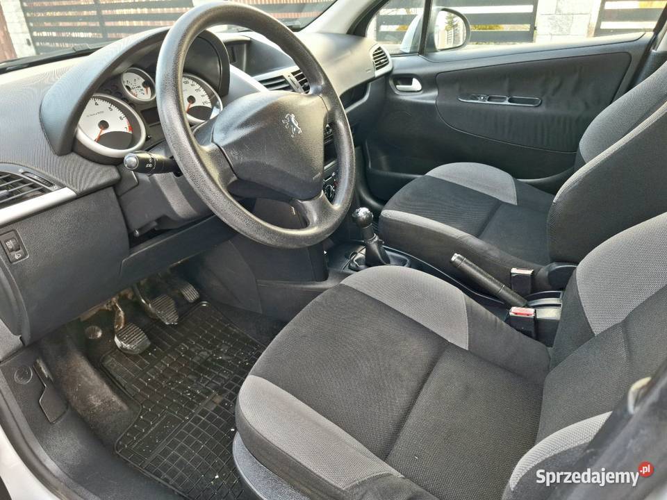 Peugeot 207 14 benzynaklimatyzacjaelektrszyby Dębica sprzedam