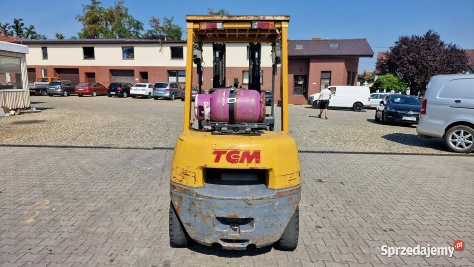 wózek unoszący TCM TCM FG30N5T wózek widłowy