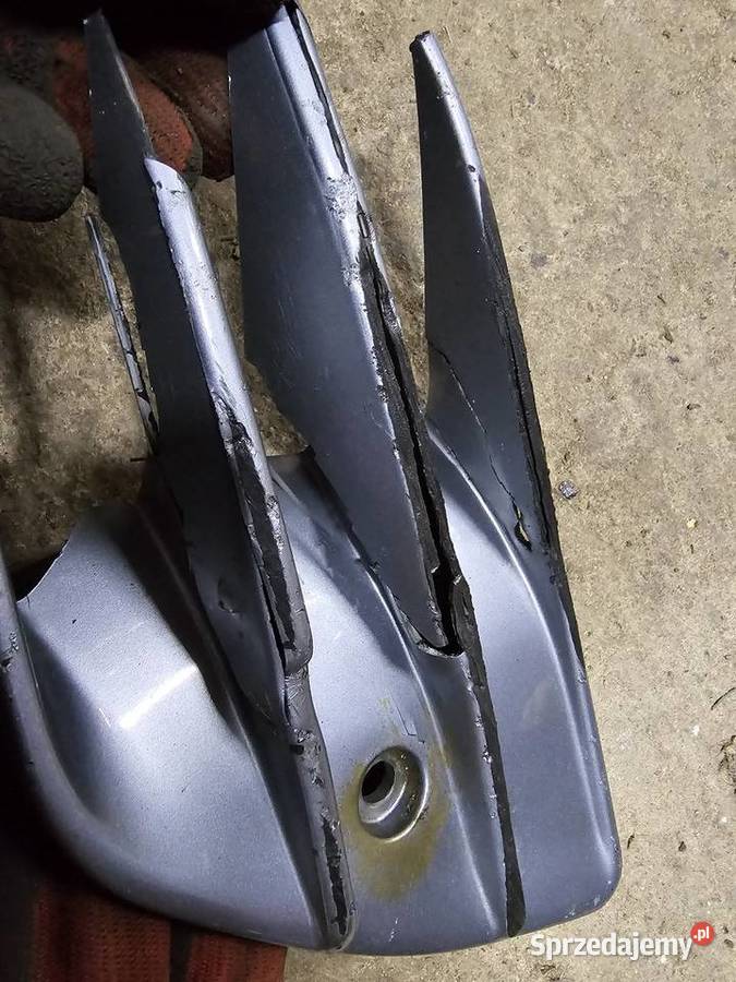 Suzuki RF 600 kratka wlot powietrza prawa Góra Jelenia Góra sprzedam