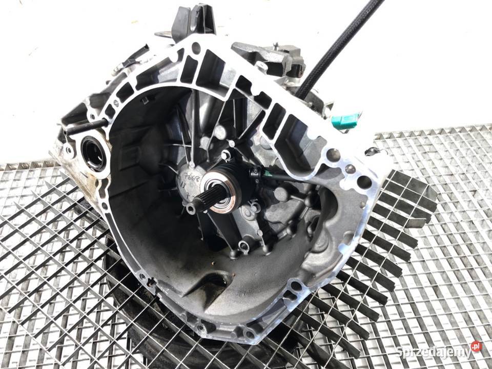 SKRZYNIA BIEGÓW RENAULT CAPTUR II TL4388 13 140 osobowe sprzedam