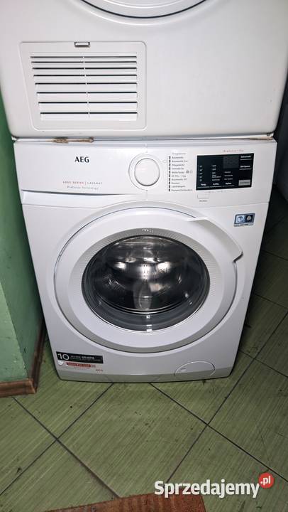 Pralka automatyczna AKG wsad 8 wirowanie 60cm