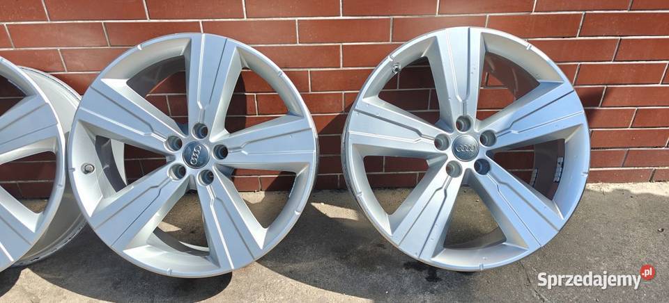 Felgi Audi 8x20 ET 28 4M0 071 490 5x112 super Samochodowe Ciechanów