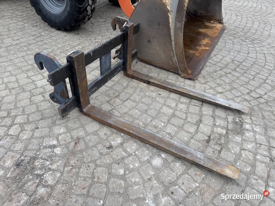 Ładowarka Atlas AR 80 2010r 6500 6100h Chojnów sprzedam