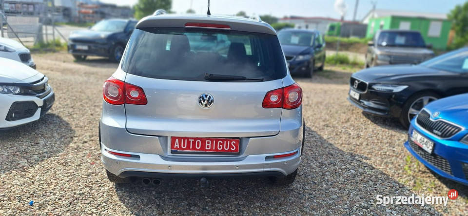 Volkswagen Tiguan 4 Motion bixsenon R line I czujnik zmierzchu Tiguan Lębork