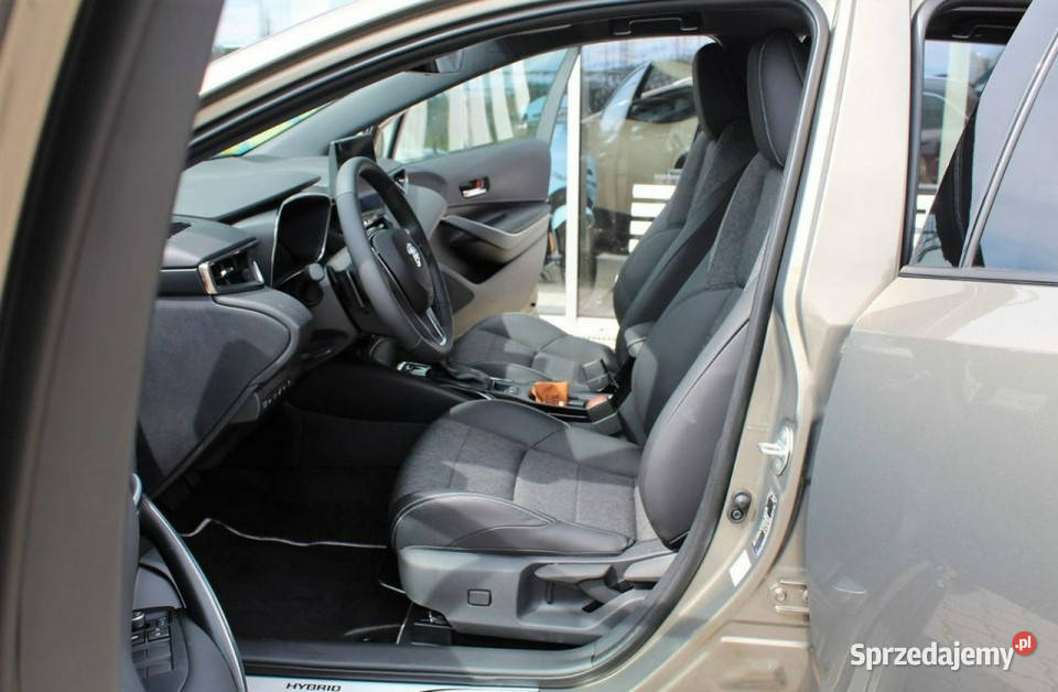 Toyota Corolla Hybryda 140 18 Style Kamera Rok produkcji 2026 Corolla Szczecinek