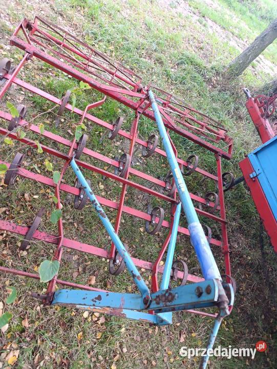 Kultywator agregat z wałkami