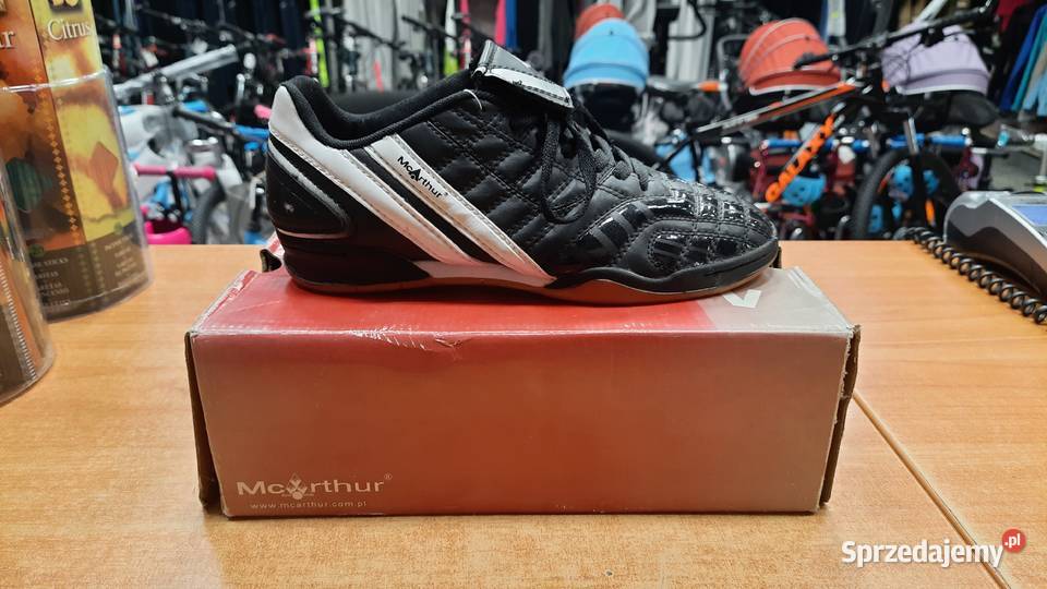 Buty halowe McArthur rozmiar 38