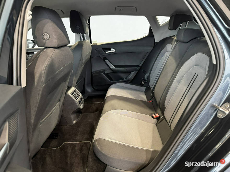 Seat Leon Style 10TSI 110 M6 20232024 r salon fa Myślenice