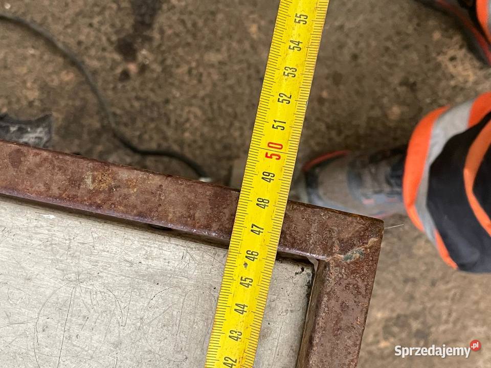 Przemysłowe mobilne szafy grzewcze wózki