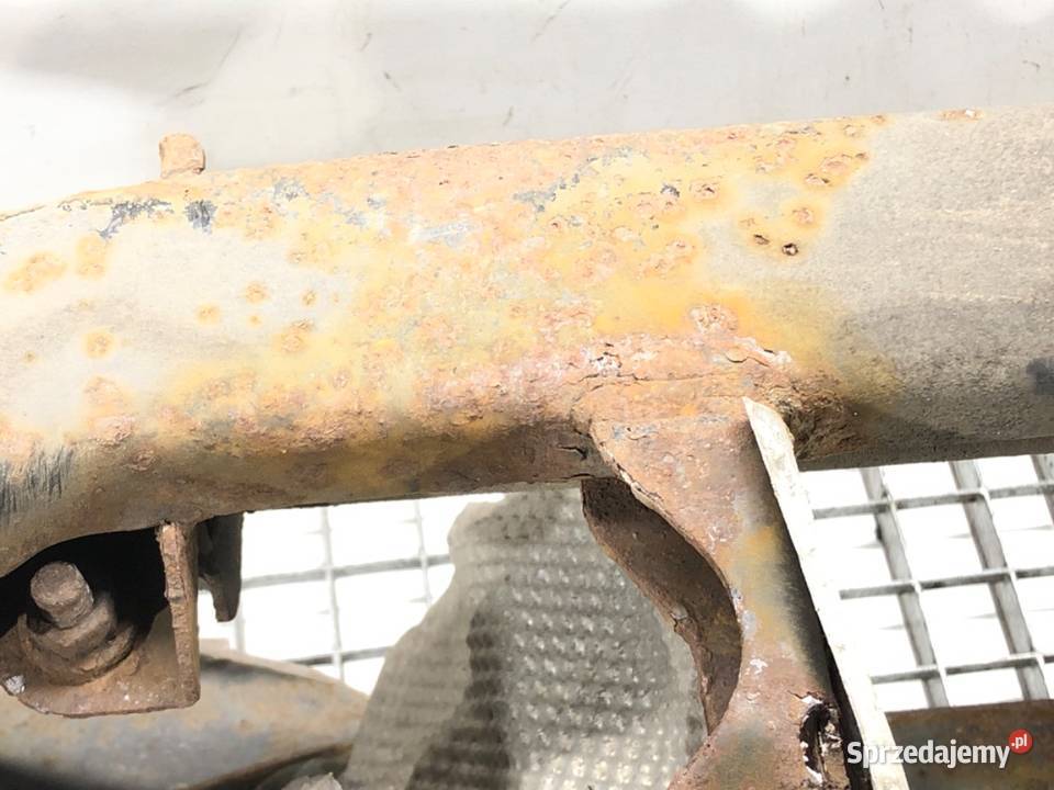 BELKA TYŁ VOLVO C30 Hatchback 0613 TYLNA osobowe