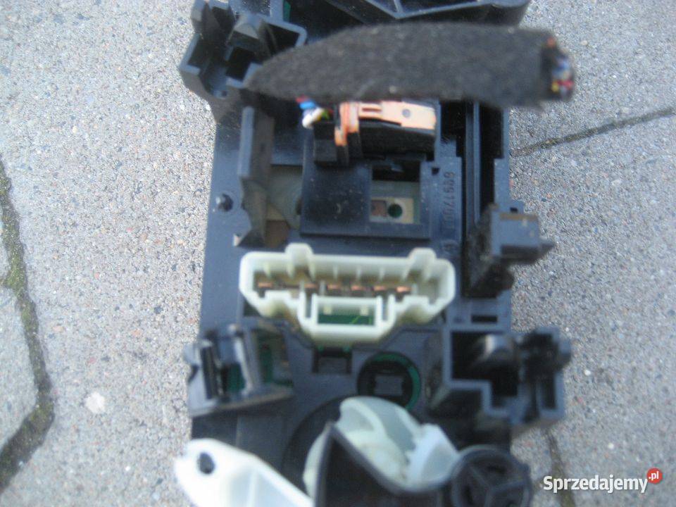 peugeot 207 0612r 14 benzyna panel sterownik Rakoniewice sprzedam