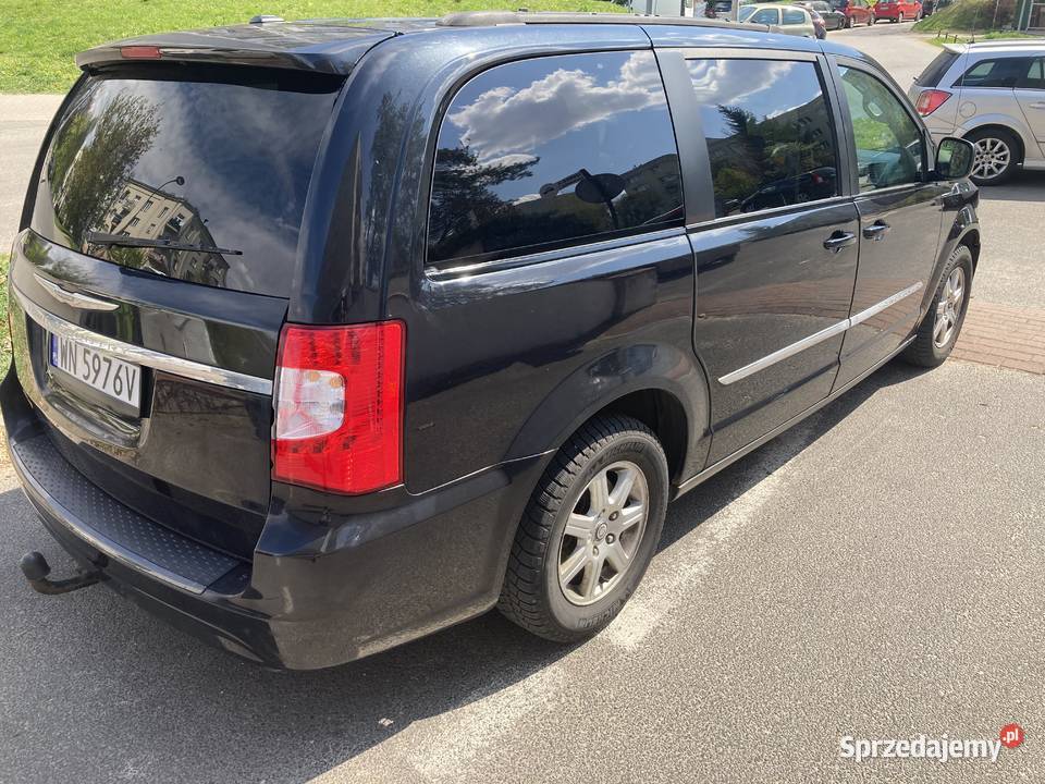Chrysler towncountry czarny
