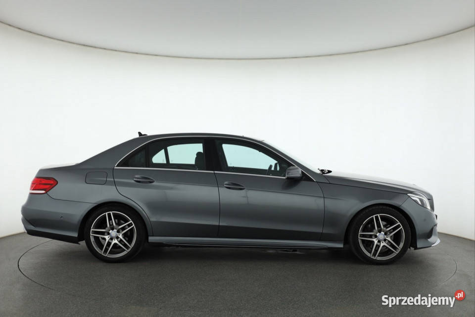Mercedes E E 220 BlueTEC 4MATIC śląskie Katowice