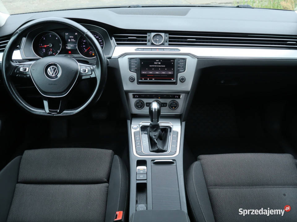 VW Passat 20 TDI światła przeciwmgielne Katowice