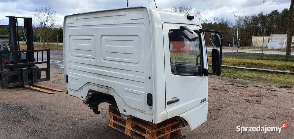 MERCEDES ATEGO KABINA Karoseria Bieleń