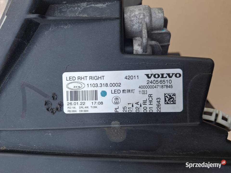 VOLVO FH5 FH 5 REFLEKTOR PRAWY FULL LED LAMPA ciężarowe Bieleń