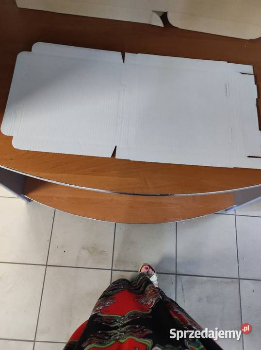 Pudełka na pizzę małe i duże i podkładki podlaskie Bielsk Podlaski sprzedam