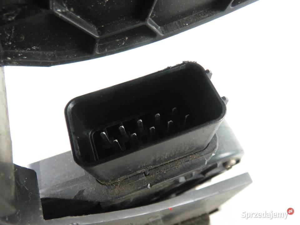 ZAMEK PRAWY TYLNY VOLVO V50 10 PIN osobowe