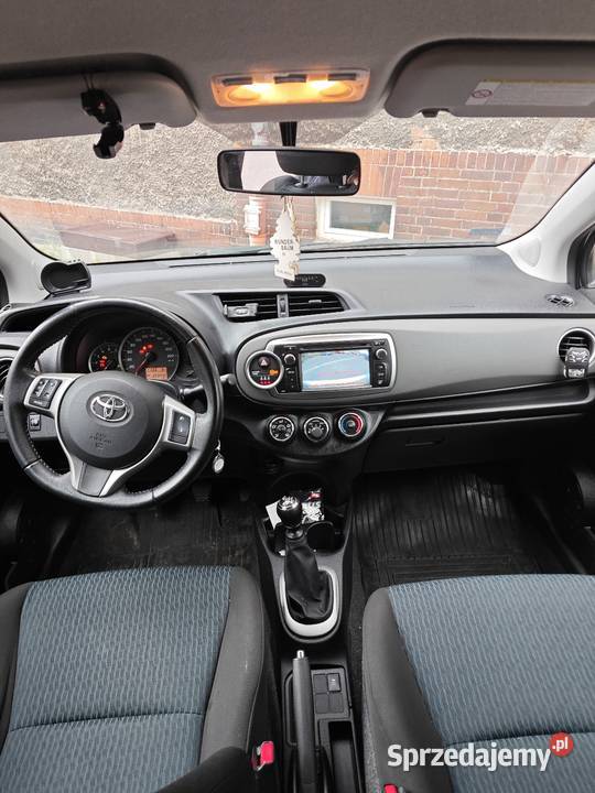 Toyota Yaris III 14 D4D welurowa tapicerka Boguszów-Gorce