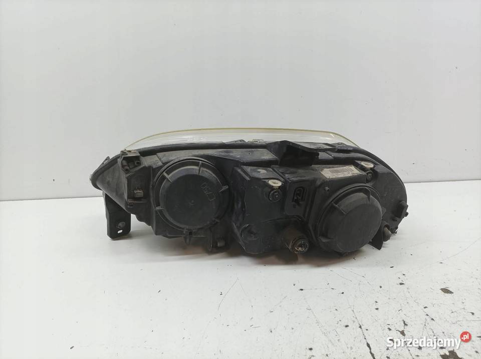 LAMPA PRZÓD PRAWA 51794658 Fiat Croma II Lampy przednie