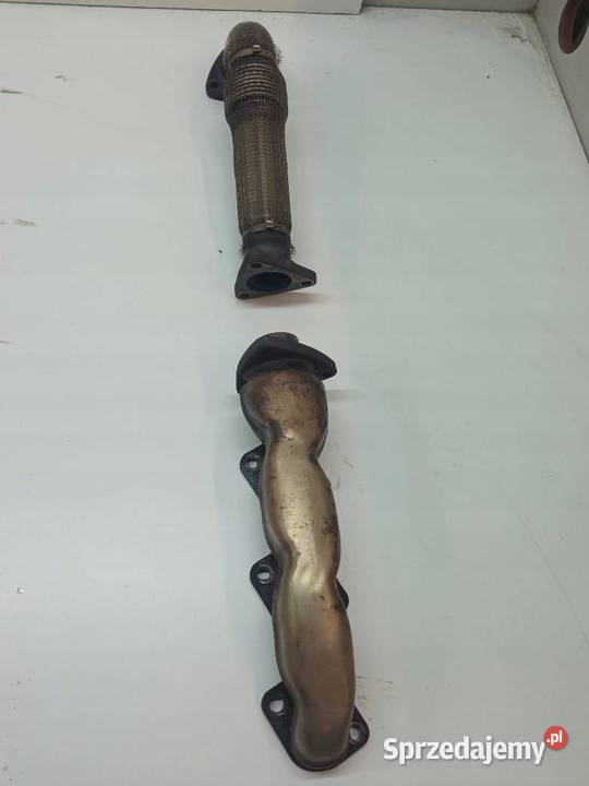 KOLEKTOR WYDECHOWY KOMPLET 059253034AC Rok produkcji 2011