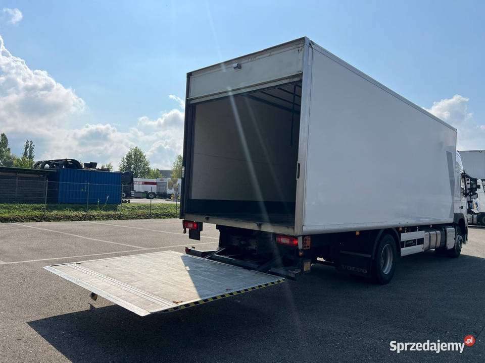 Kontener Izoyerma Volvo 12000kg Warszawa