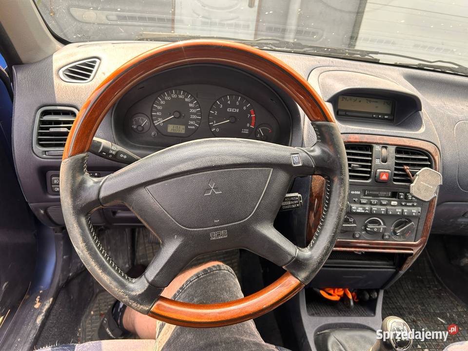 Mitsubishi Carisma 18 GDI CZĘŚCI Legnica sprzedam