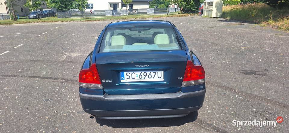 Volvo S60 24i 170 dwa komplety nowych opon radio sprzedam