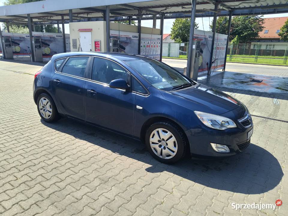 Sprzedam Zamienię Opel Astra J hatchback 17 110 Pasłęk