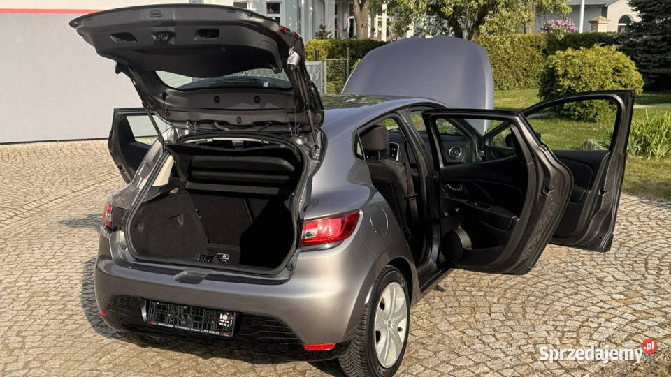 Renault Clio 12 Benzyna 75 z Niemiec ASO nieuszkodzony Strzegom