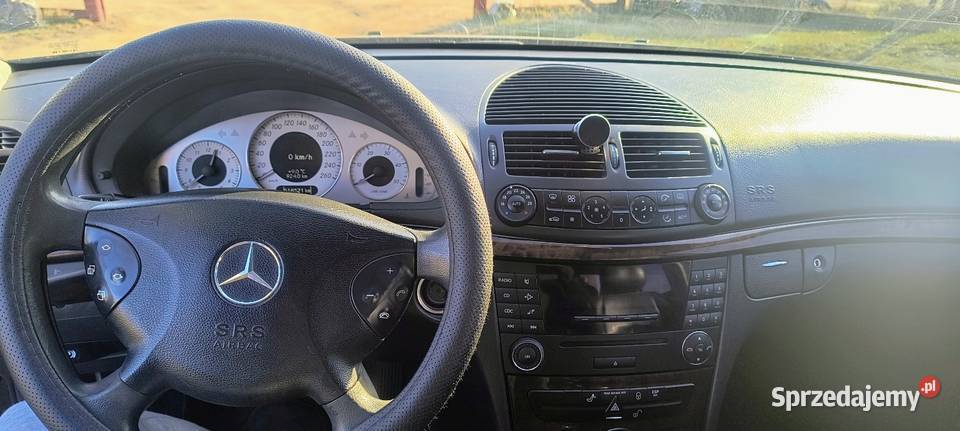 Sprzedam Mercedesa w 211 22 CDI CD