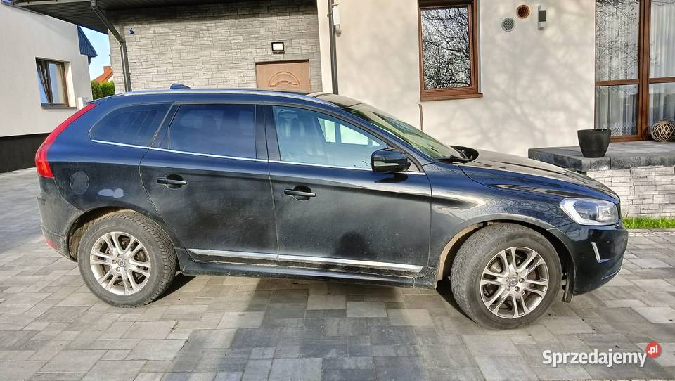 Volvo XC60 lift 2013 zamiana44 nieuszkodzony Bieliny