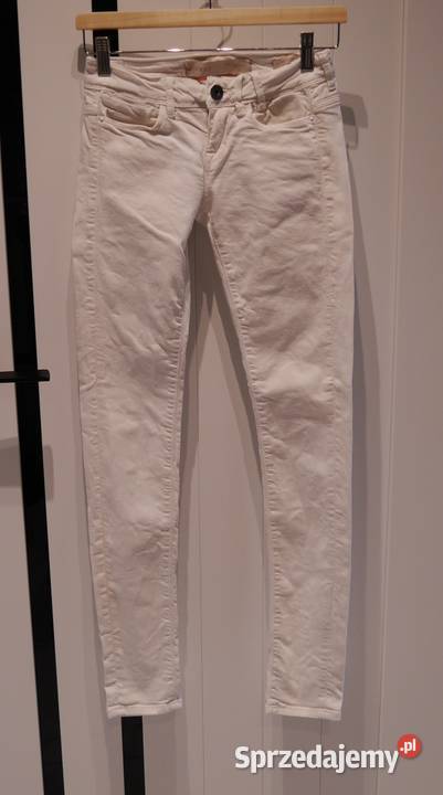Guess świetne spodnie rurki 34 XS Spodnie dolnośląskie Wrocław