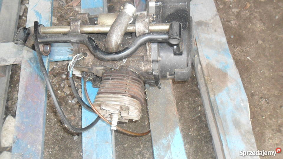 Sprzedam całego skutera na częsci Romet rxl 2t Cieszanów