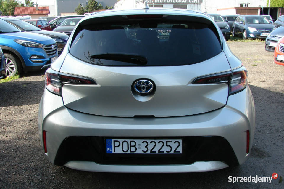 Toyota Corolla 18 Hybryda 98 Bogata Wersja E21 Hatchback Piła
