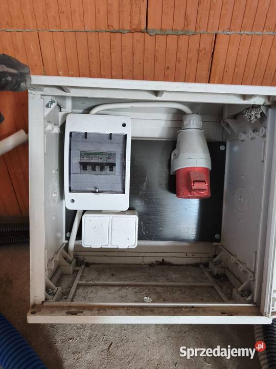 Rozdzielnia elektryczna Tłuszcz sprzedam