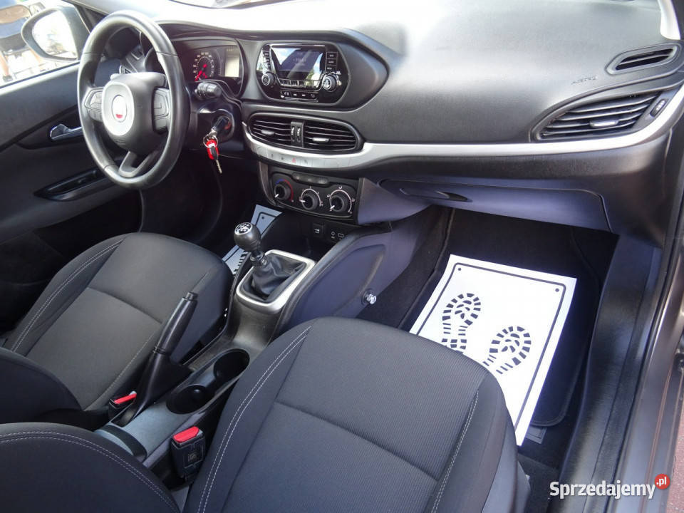Fiat Tipo POP 14 95 5 drzwi Salon II 2016 sprzedam