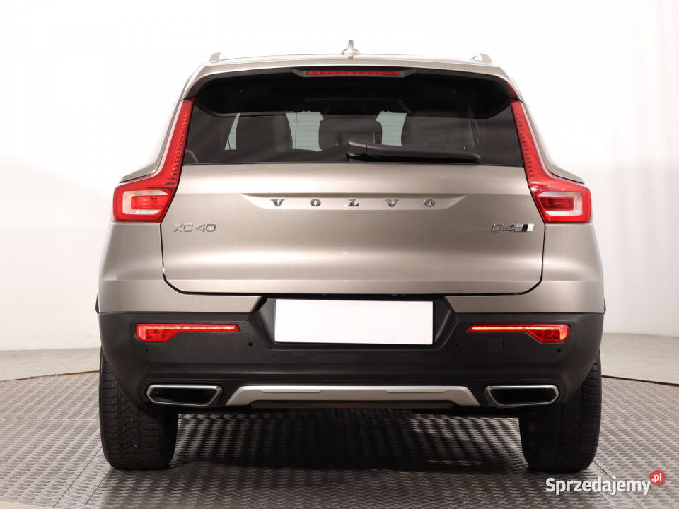 Volvo XC40 D4 AWD nieuszkodzony śląskie Katowice