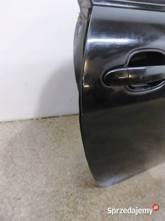DRZWI PRAWE PRZÓD CZARNE Bmw Seria 6 II 20032010 Drzwi świętokrzyskie